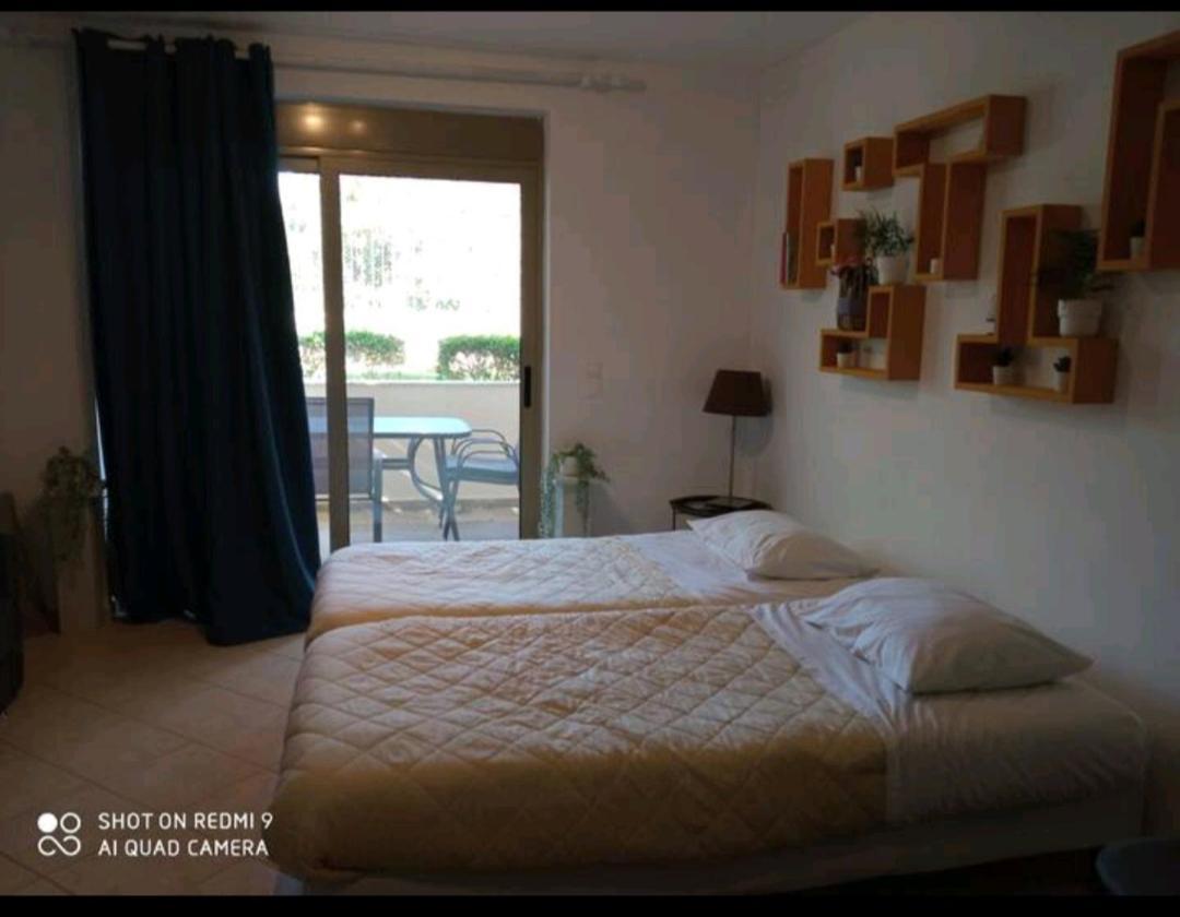 Theoni'S Apartments Xylokastro Bagian luar foto