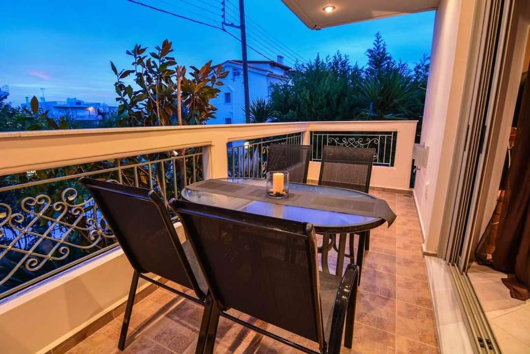 Theoni'S Apartments Xylokastro Bagian luar foto