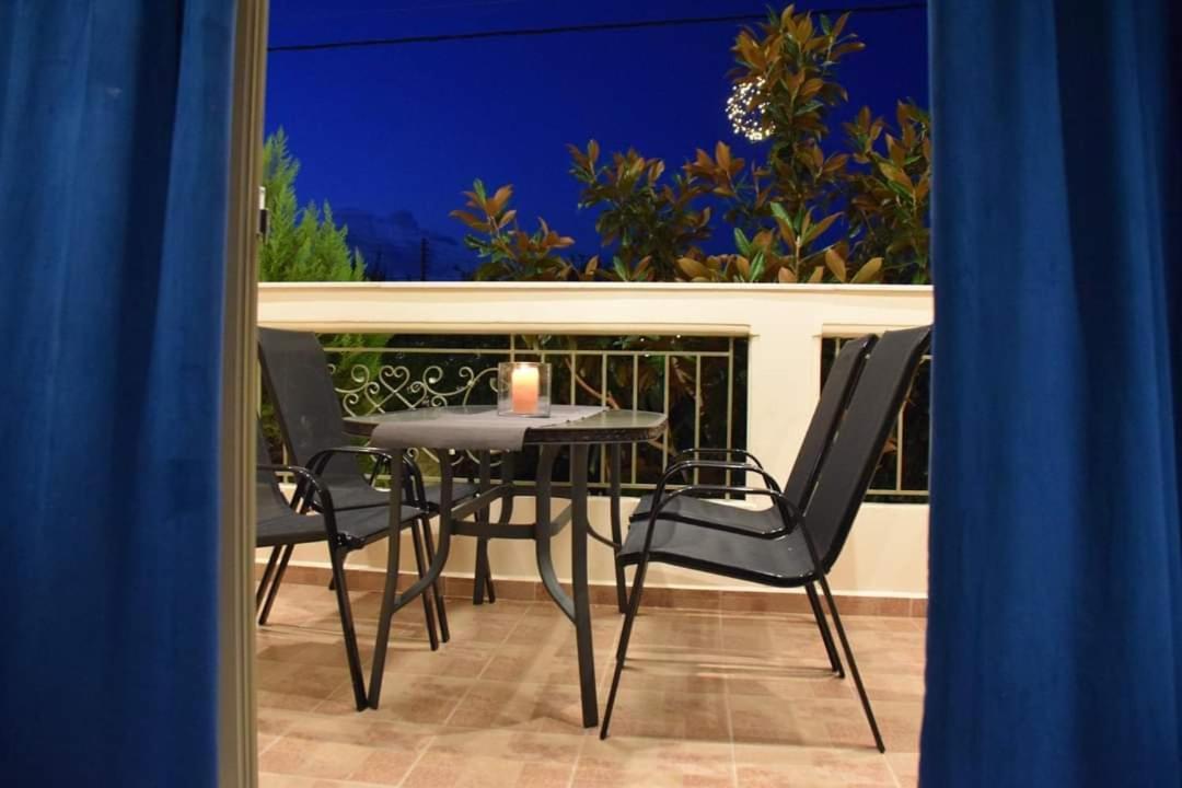 Theoni'S Apartments Xylokastro Bagian luar foto